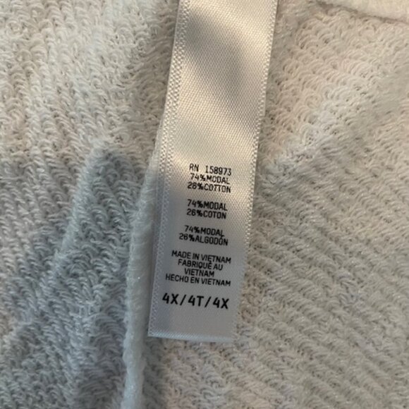 NWT SKIMS Light French Terry Loose Shorts SNOW Size 4x NEW Lounge Comfy White - Picture 10 of 10